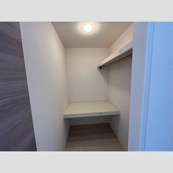 収納 (105　ウォークインクローゼット)