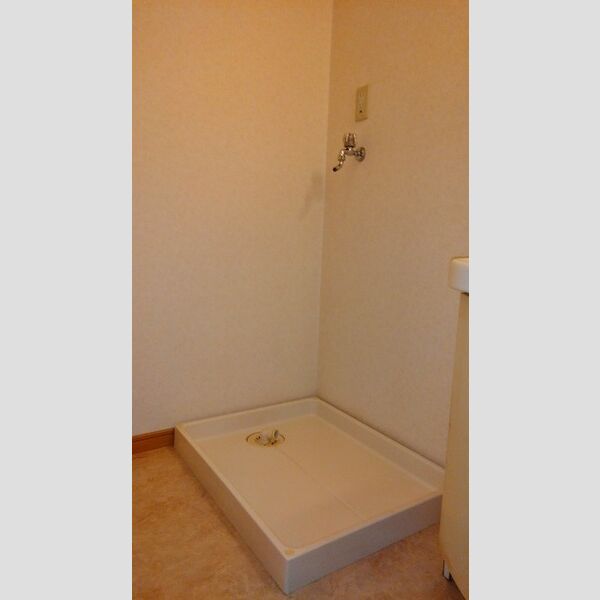 その他 (洗濯機置き場)