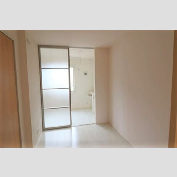 その他 (洋室3.7帖)