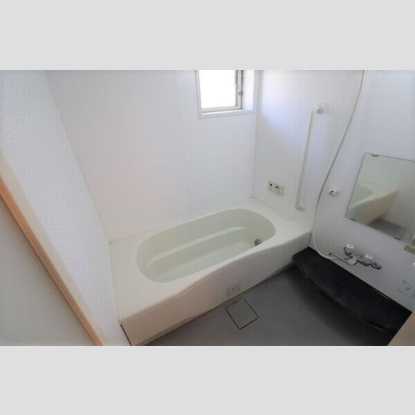 バス (E201　浴室)