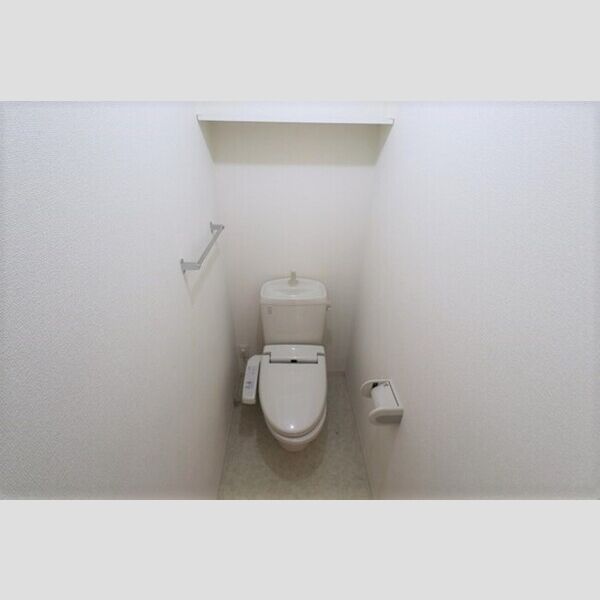 トイレ (E201　温水洗浄暖房便座)