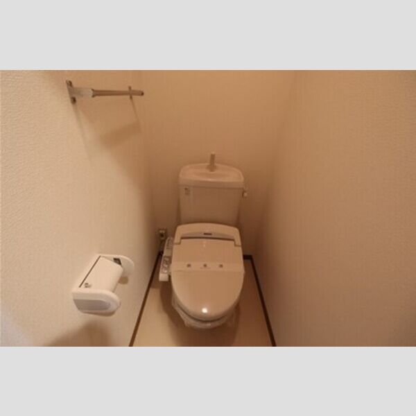 トイレ (温水洗浄暖房便座)