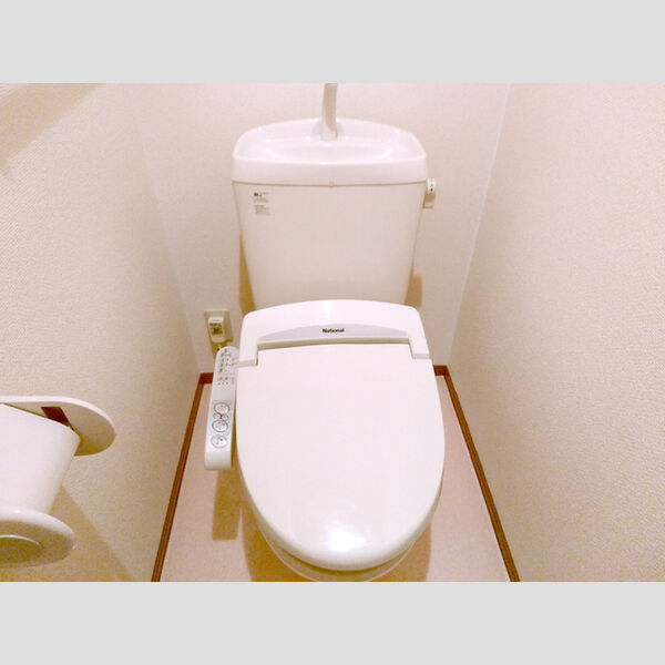 トイレ (201　温水洗浄暖房便座)