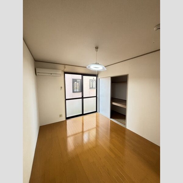 その他 (洋室①)