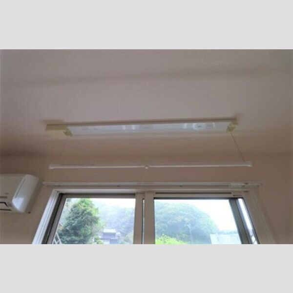 その他 (室内物干し)