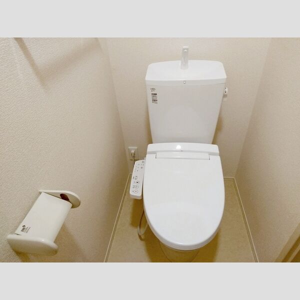 トイレ (105　温水洗浄暖房便座)