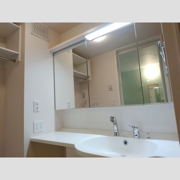 洗面所 (105　洗髪洗面化粧台)