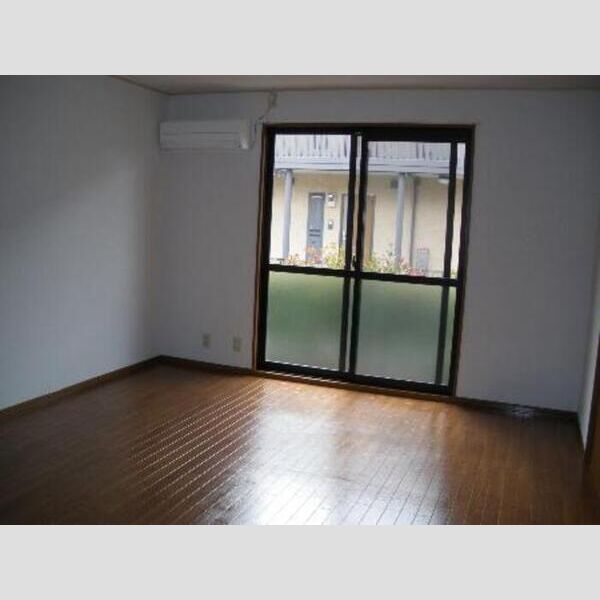 居室・リビング (F棟LDK)