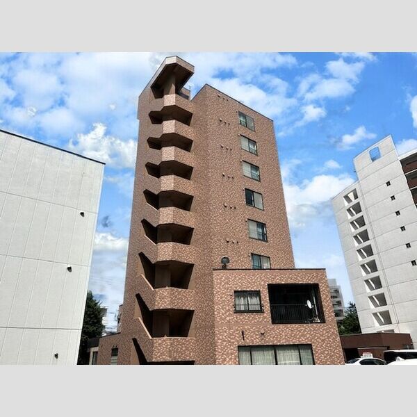 リアプロマンション外観