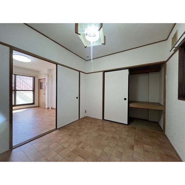 A Court 画像5