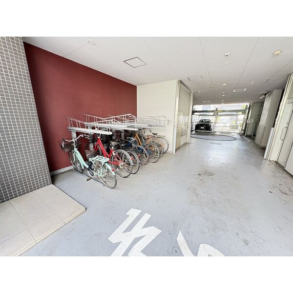 ハピネス江坂の外観2枚目