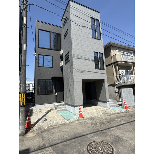 札幌市北区北35条西3丁目(北34条駅)2LDK 画像1