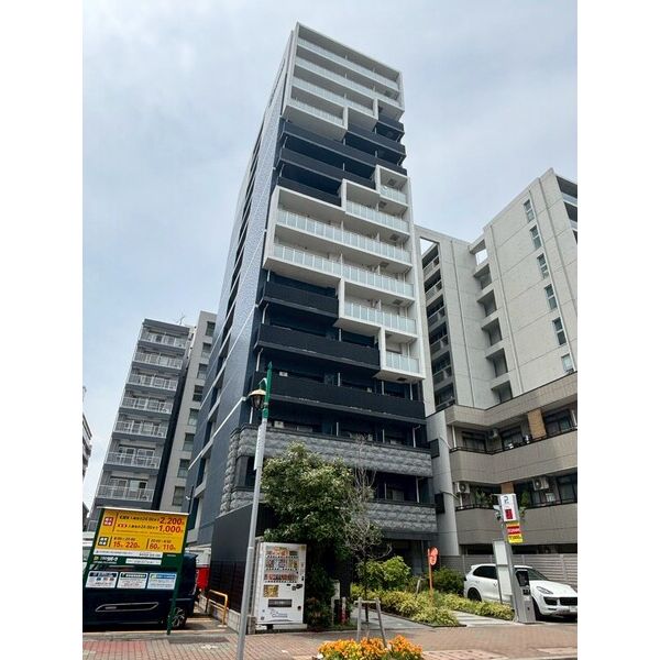 リアプロマンション外観
