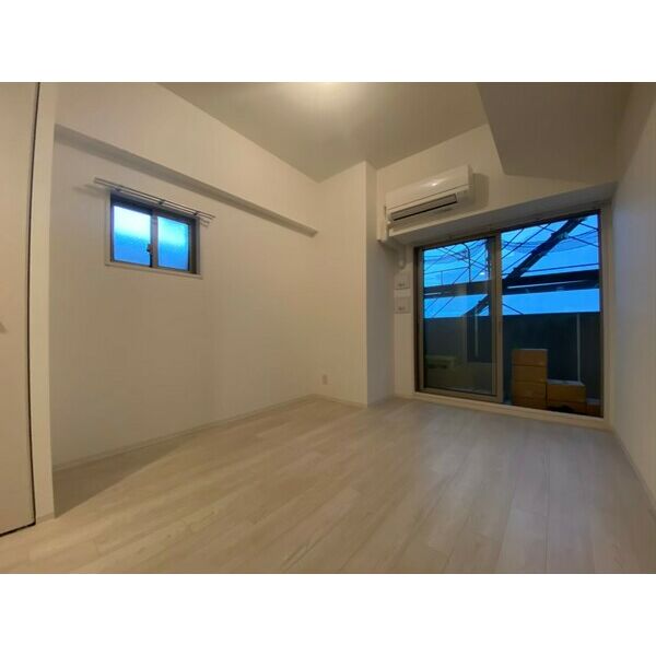 クレストタップ京橋の室内写真1枚目