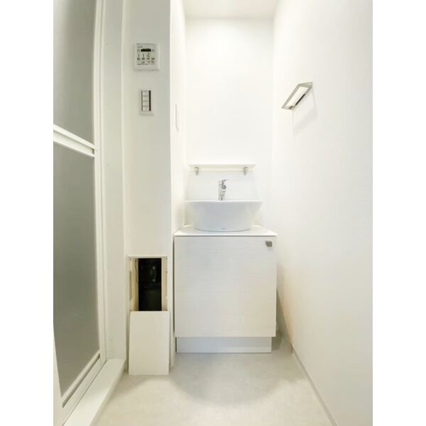 クレストタップ京橋の室内写真5枚目