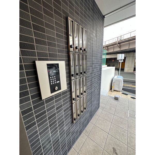 ヴィラナリー関目の外観3枚目