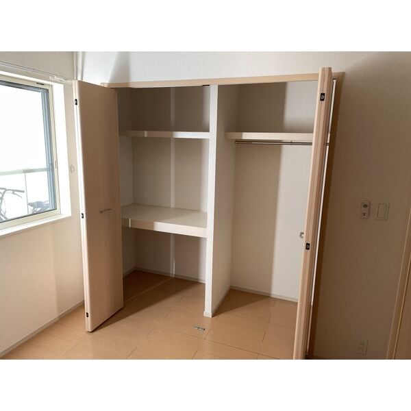 グロースハイツ新石切IIの室内写真4枚目