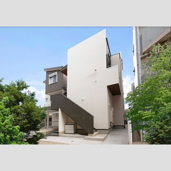 リアプロマンション外観