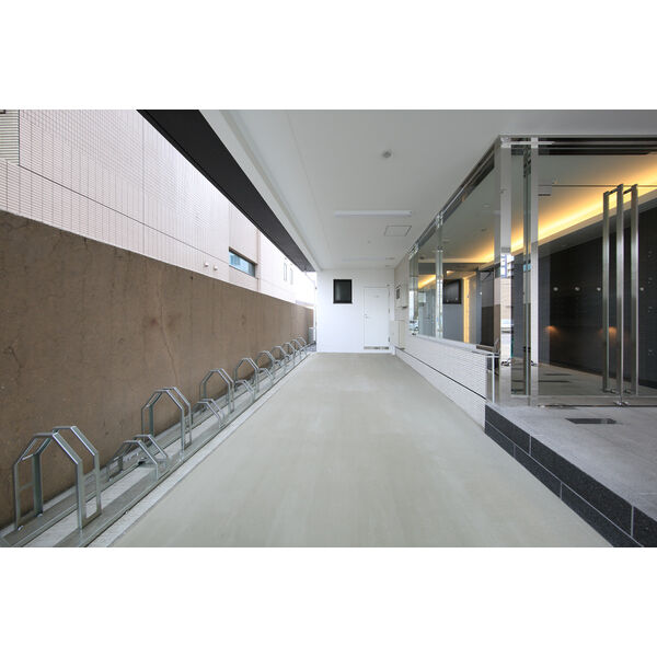 ラディア近代美術館前 画像7