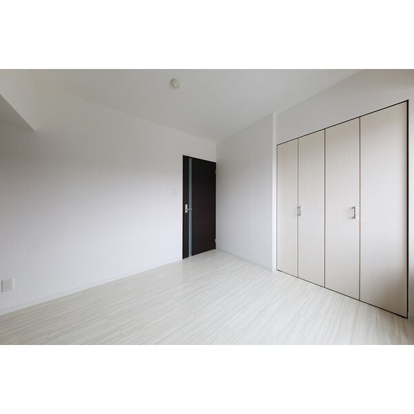 ラディア近代美術館前 画像14