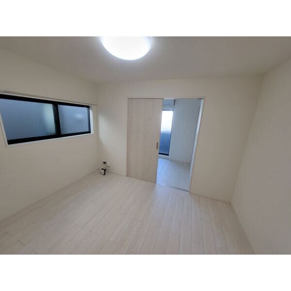 バルダ花園の室内写真1枚目