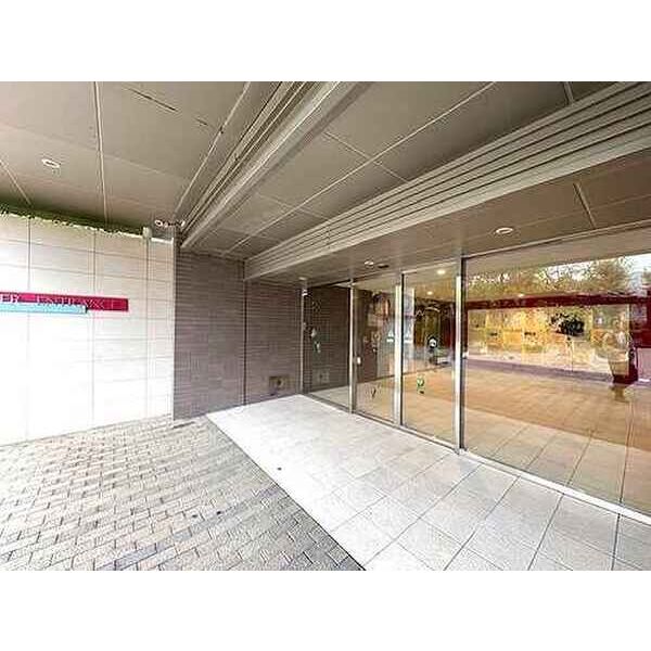 ミリカ・ヒルズ 1街区の外観2枚目