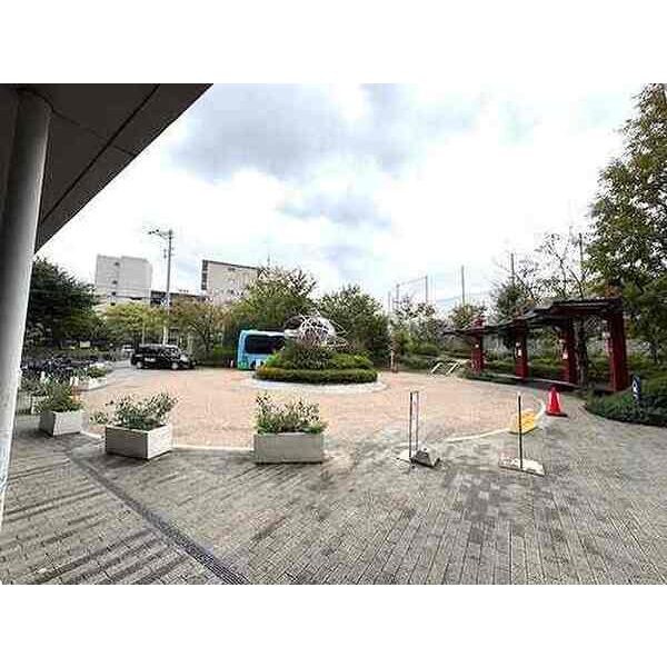 ミリカ・ヒルズ 1街区の外観3枚目