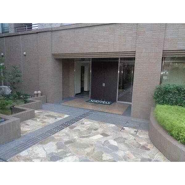 サーパスシティ西院日照町の外観2枚目