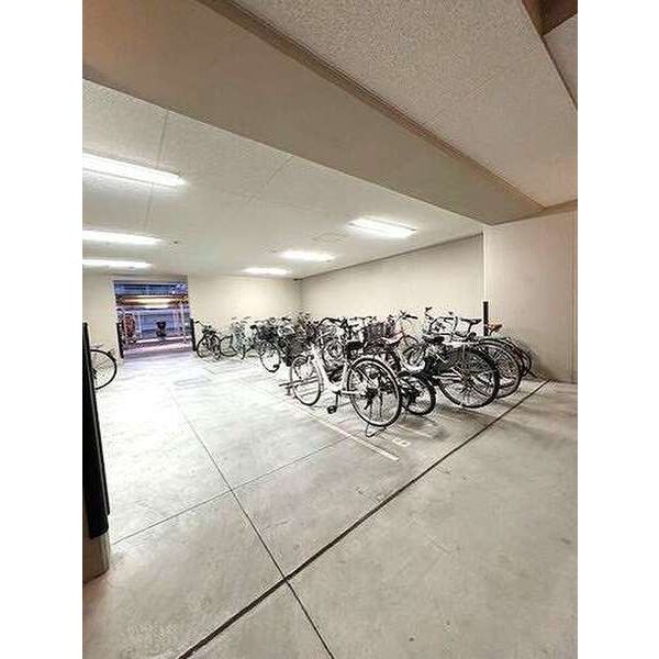 クリスタルグランツ谷町の外観4枚目