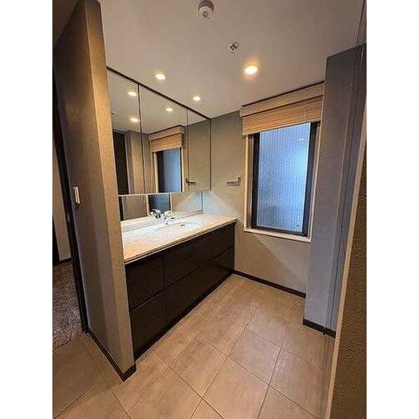 サンクタス四条烏丸スティーロレジデンスの室内写真8枚目