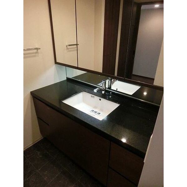 グランレ・ジェイド京都河原町の室内写真3枚目