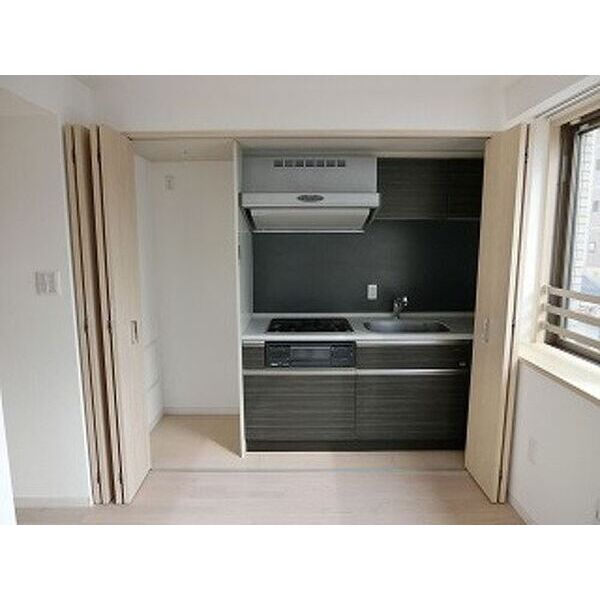 ライオンズ京都四条烏丸レジデンスの室内写真2枚目