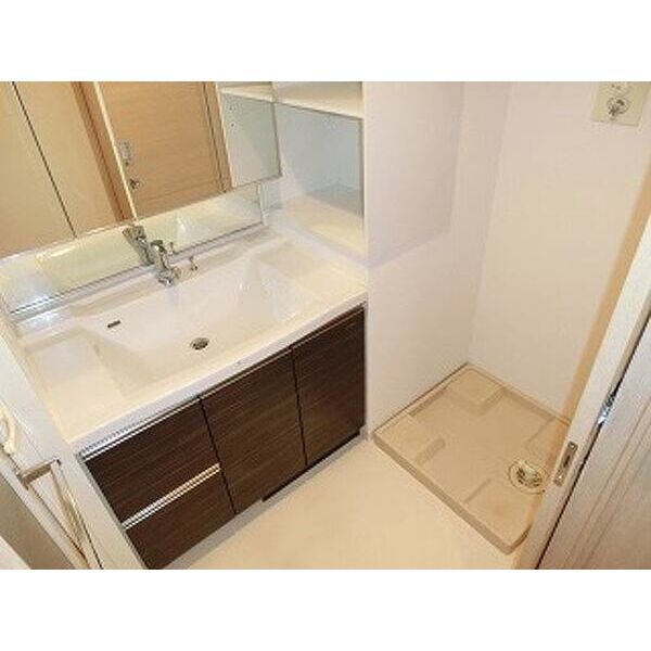 ライオンズ京都四条烏丸レジデンスの室内写真4枚目