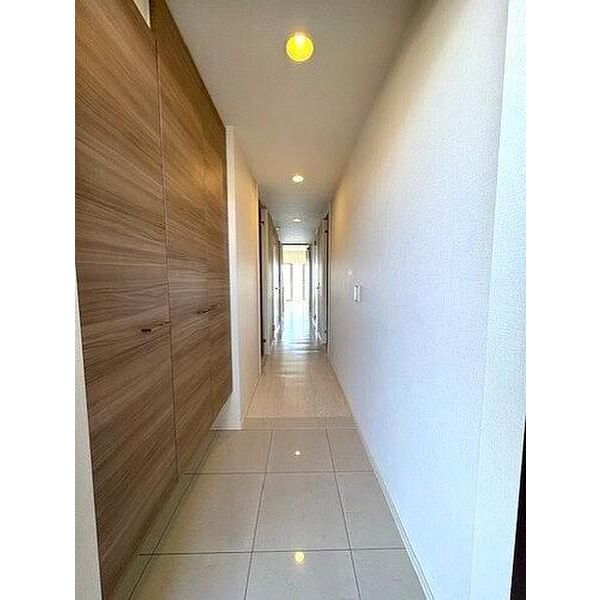 ミリカ・テラス2街区の室内写真2枚目