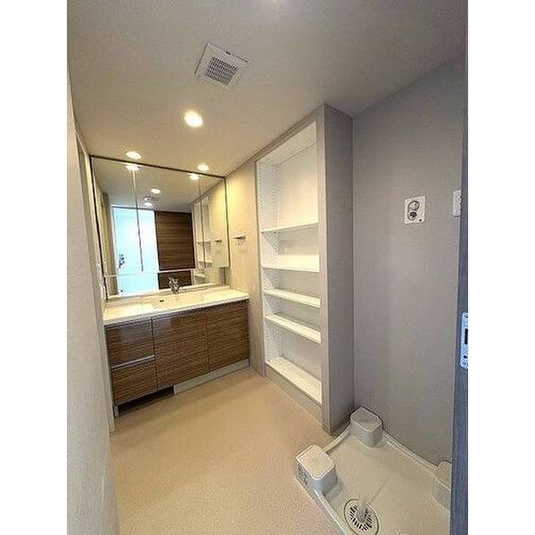 ミリカ・テラス2街区の室内写真5枚目