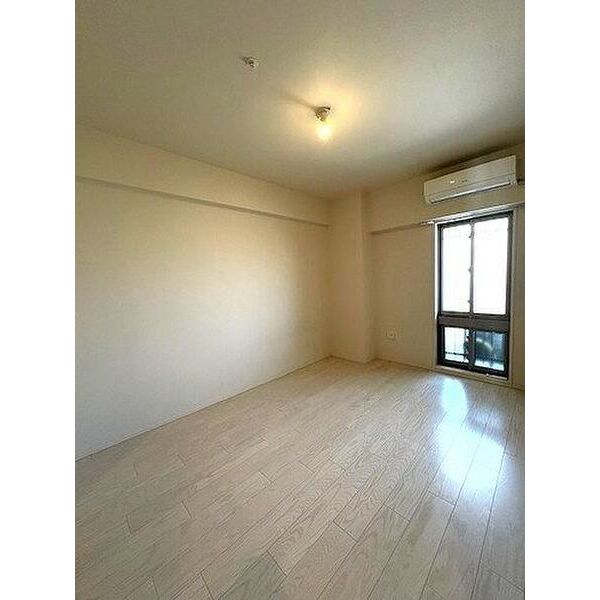 ミリカ・テラス2街区の室内写真6枚目