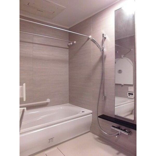 北浜ミッドタワーの室内写真3枚目