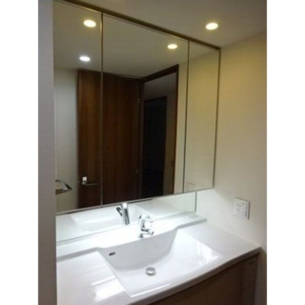 クレヴィアタワー神戸ハーバーランドの室内写真4枚目