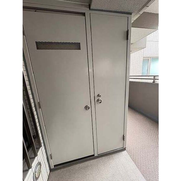 イニシア梅小路公園の室内写真3枚目