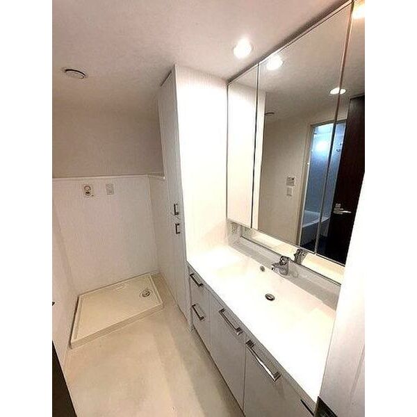 イニシア梅小路公園の室内写真6枚目