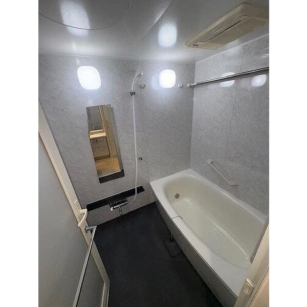 イニシア梅小路公園の室内写真7枚目