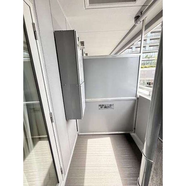 ジオ グランデ梅田の室内写真7枚目