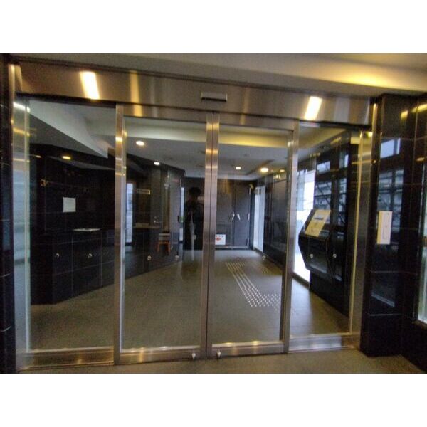 クリスタルグランツ西大路三条の外観9枚目