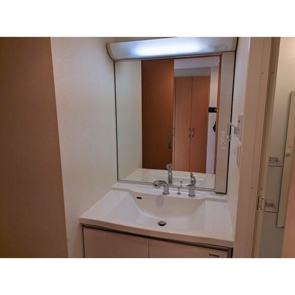 クリスタルグランツ西大路三条の室内写真4枚目