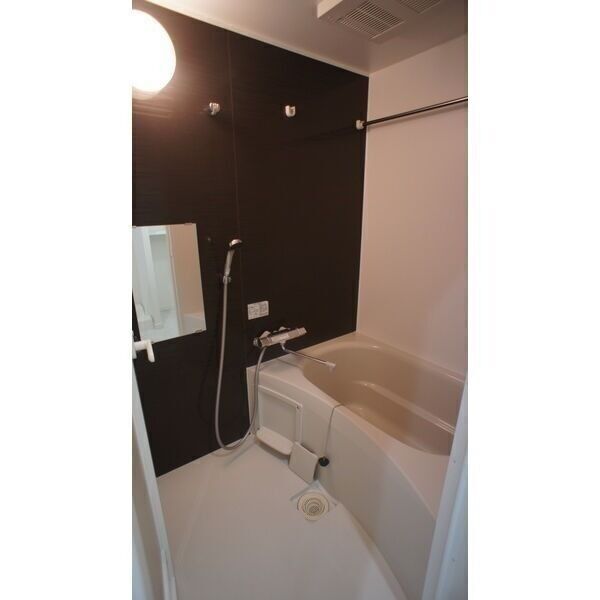 パラゴン布施駅前の室内写真7枚目