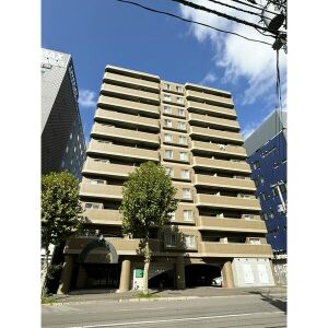 ベルサエレンシア