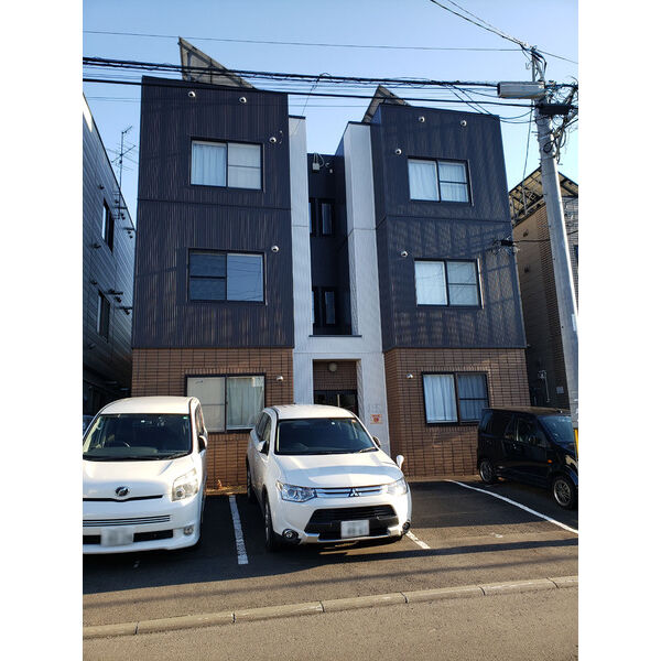 シャネル中井 画像1