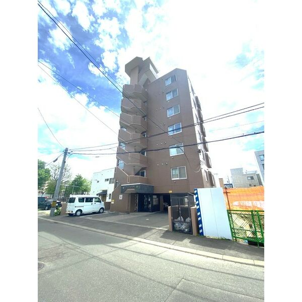 メープル中の島 画像1