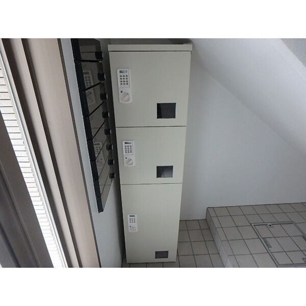 敷地内／建物