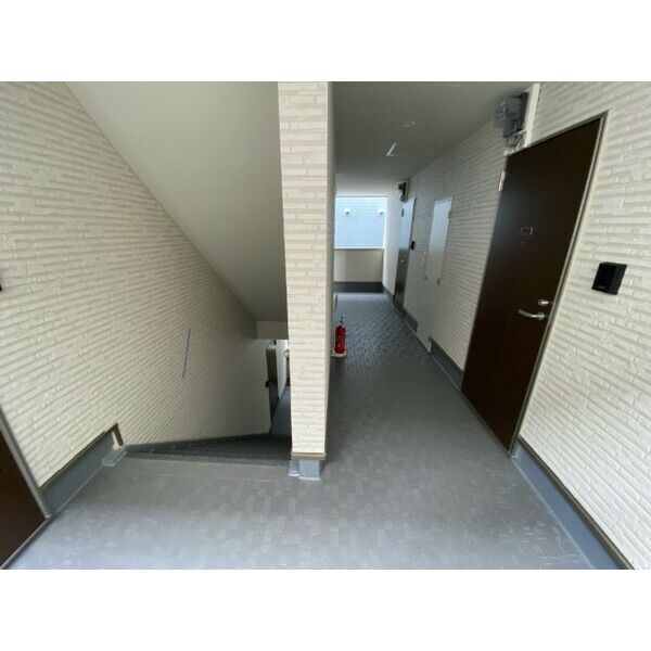 エステイトE桂川A棟の外観7枚目